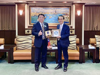 美國西柯汶納市團訪高市 台裔市長吳桐淮也是高雄人