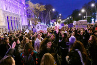 馬德里女權團體分裂  婦女節遊行仍有3萬人上街