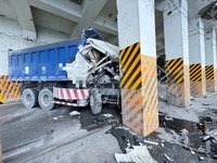 舊蘇花公路和仁段大貨車自撞 駕駛重傷昏迷