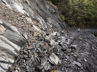 雪霸大鹿林道東線5.2K處又坍方  暫禁自行車進入