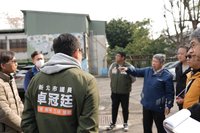 卓冠廷爭取二橋國小開放夜間停車 教局同意評估