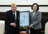 總統接見美退伍軍人總會長 盼壯大民主陣營力量