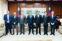 會見巴拉圭科技部長訪團  吳釗燮：續助巴國推動發展