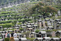 中國多地禁止銷售殯葬用品 稱燒紙錢是封建迷信