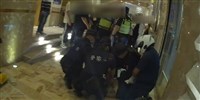 台中金錢豹酒客涉踢倒滅火器怒罵員警  壓制送辦