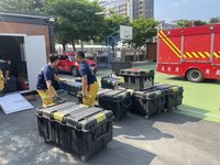 東部地震 高雄出動特搜隊搭軍機支援花蓮救災