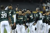 看小鷹1年來成長很欣慰  洪總：未來路還很長