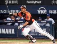 獅隊林安可狀態火燙單場4打點 賽前甚至擊落小鳥