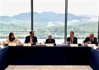 中國產能過剩將影響全球經濟  葉倫訪中高度關切