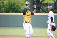 吳念庭春季聯賽亮相首安出爐 敲2安2得分