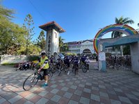 高市大華國小34畢業生  完成自行車百里挑戰