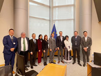 台灣公民團體歐洲議會分享對抗選舉資訊操弄經驗