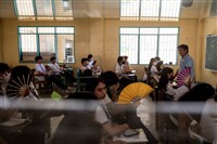 菲律賓體感飆破50度 360萬學生因酷熱無法上學