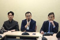 藍委質疑吳秉叡不在場有人代投票 綠：歡迎立院調查