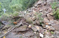 中橫便道尚未搶通 力行產業道路又因大雨持續落石