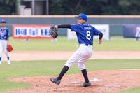 社區棒球錦標賽 藍色閃電野牛延長賽搶勝晉4強