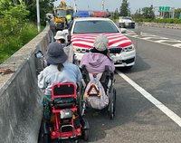 3婦騎電動代步車誤闖國道水上段  幸未發生意外
