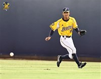 「大齡菜鳥」劉貴元一軍亮相 老天眷顧肯努力的人