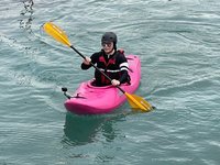 訪台灣實境秀  日本藝人羅蘭「上船了」勤練划船