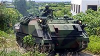 台東志航基地裝甲車操演  軍方：例行移防訓練