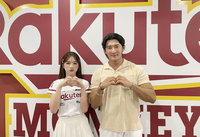 韓實境秀嘉賓李鎮錫訪台 看中職比賽被粉絲包圍