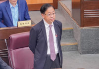 總質詢遲到遭議員諷藐視議會 張善政致歉