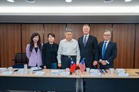 柯文哲見美國防承包商團  談打造量少質精現代化部隊