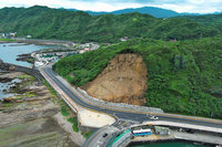 基隆山崩現場通車 預計年底前完成邊坡復建