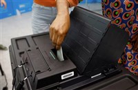 比利時三合一大選：整體偏右但極右派未如預期大勝