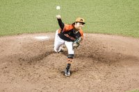 古林睿煬大巨蛋先發喊「涼爽」 與兄弟打者諜對諜