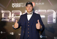 桃猿首輪選內野砲張趙紘 直呼高中努力有被看到