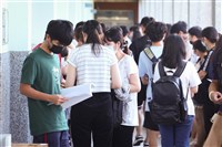 高中職身心調適假8月上路 每學期最多可請3天