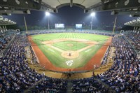 球迷送悍將啦啦隊「冰粽」事件 球團聯盟皆發聲明