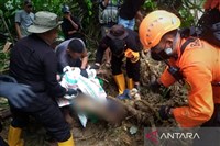 印尼蘇拉威西非法礦場山崩 增至23死35人失聯