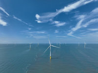 允能風場完成80座單樁基礎安裝 過半風機併網發電