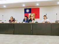 視察國家公園署 劉世芳：力推淨零轉型展現具體成果