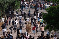 孟加拉學生團體爆衝突 釀3死逾400傷