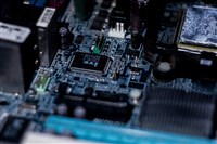 美限制H20晶片銷中後 美媒：輝達再為中國特製晶片