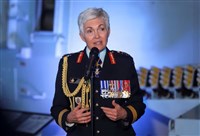 加拿大首位女性國防參謀長上任 卡里南獻身軍旅35年