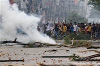 法新：孟加拉暴力示威逾2500人被捕 至少174死