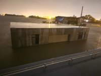 宜蘭七賢村淹水2公尺深變汪洋 消防艇助13人撤離