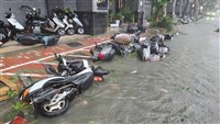 颱風釀住家淹水、愛車變泡水車 5大保險權益要注意