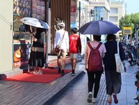 上海發布高溫紅色預警 長時間酷熱天氣罕見