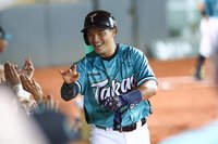 陳柏清7局好投、吳念庭連2天開轟  雄鷹擊退獅