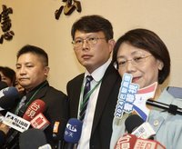 柯建銘批毀憲亂政 黃國昌：不能淪為「綠能你不能」