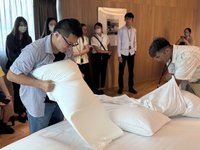 高市青年局職涯探索 訪五星酒店聽「金鑰匙」分享