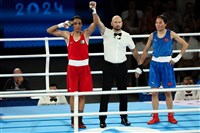 克莉芙奧運性別風波中奪金：尊嚴榮譽勝過一切