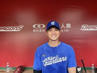 江少慶近期回一軍 與張育成互勉一同打下更多勝利