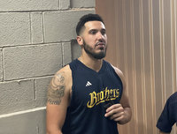 象魔力515天一軍先發意義重大  賽後難掩情緒落淚