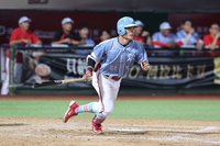 延長賽李凱威敲再見安打 味全龍2連勝獅隊